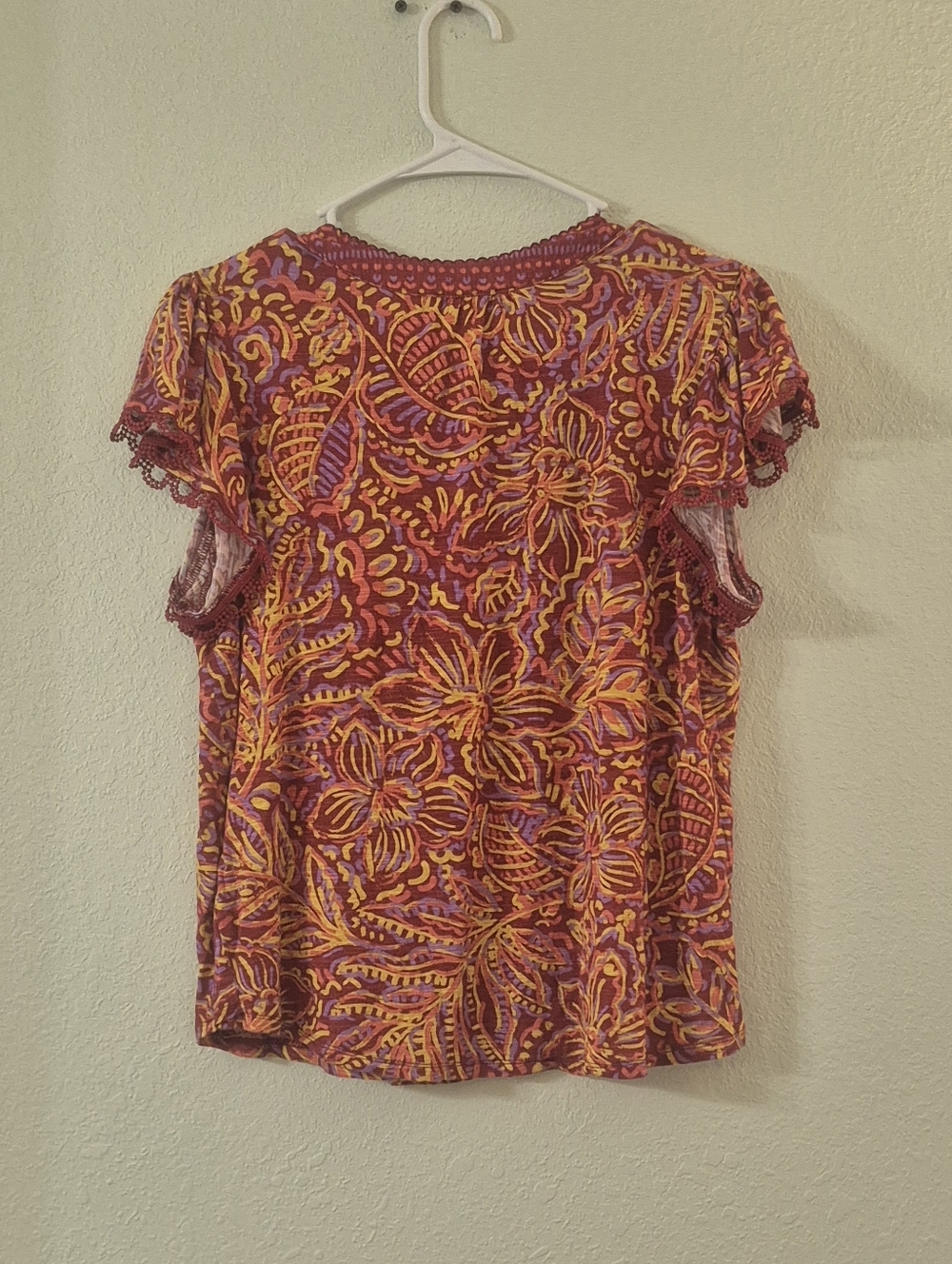 Democracy Floral V-Neck Flutter Sleeve Top in Red, Orange, Pink - Picture 2 of 2
